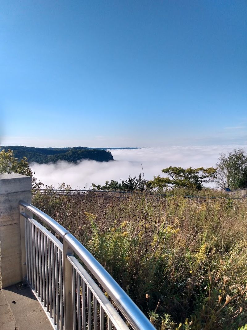 The Experience Feels Vast Yet Peaceful