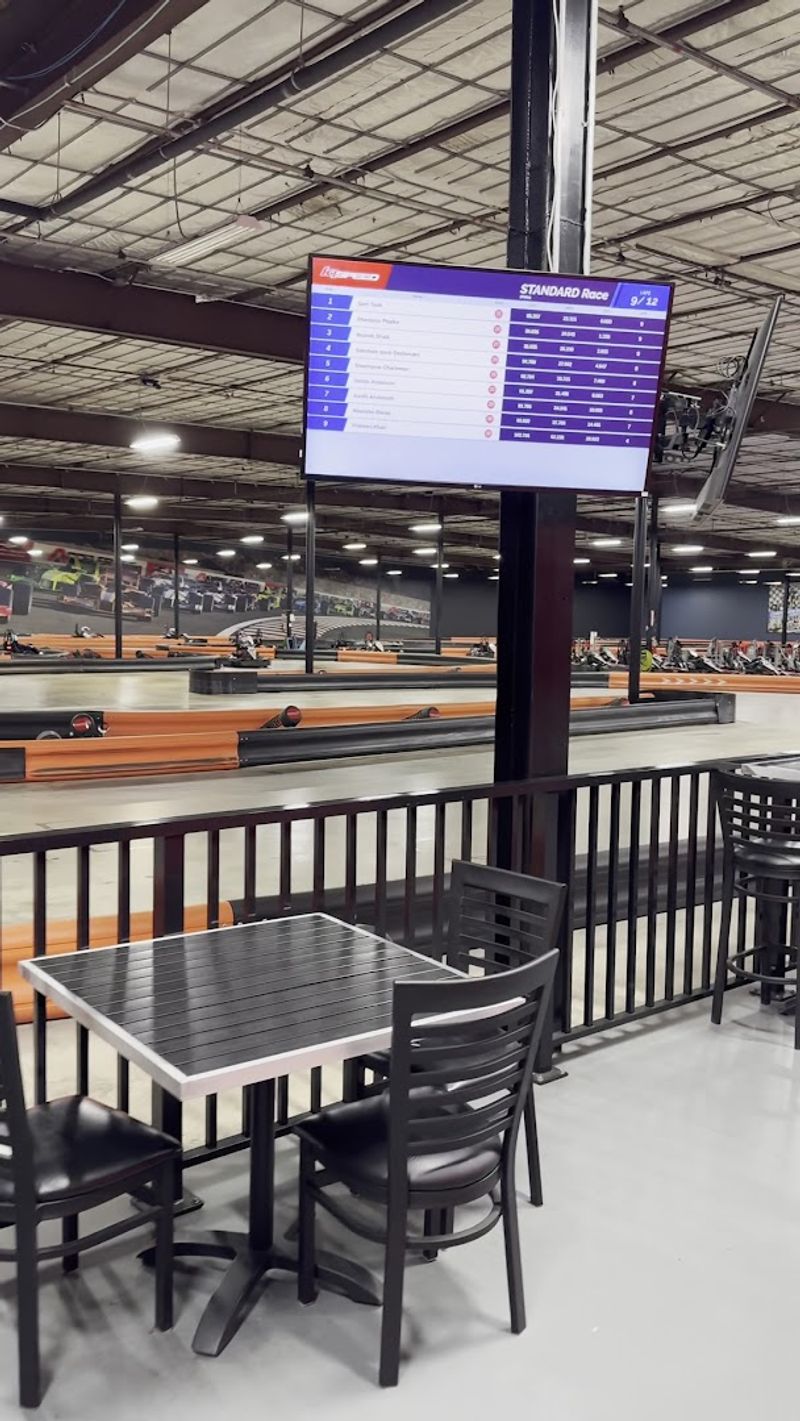 A Racing Lounge Where Spectators Can Watch The Action