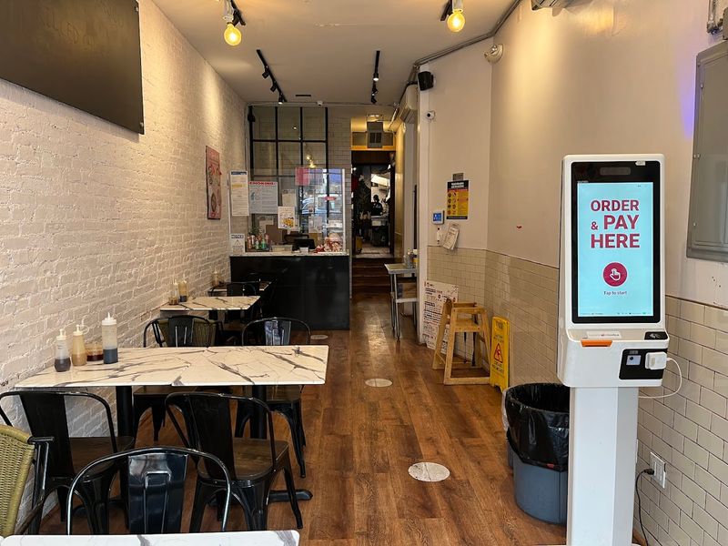 Joe's Steam Rice Roll