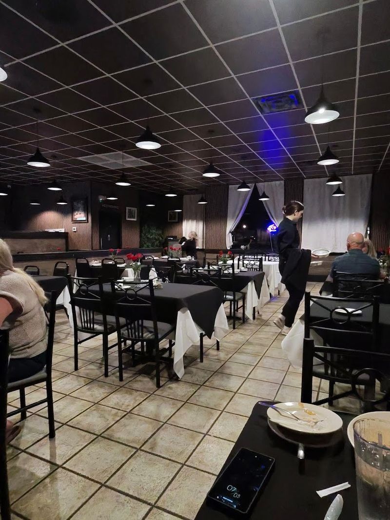 Nona's Italian Restaurant — Petal, MS