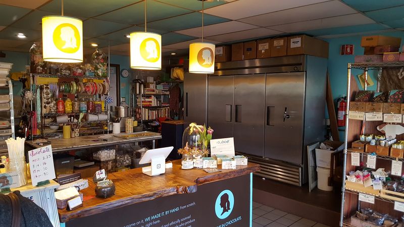 The Café Side That Keeps Chocolate Lovers Coming Back For More