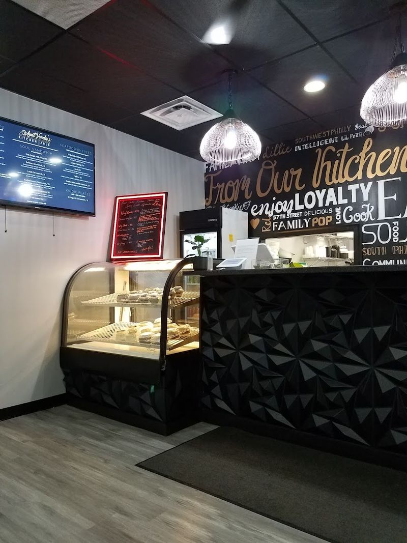 Aunt Vonda's Kitchen Table