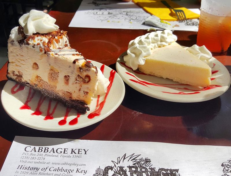 Tips For Planning A Memorable Boat Access Dinner