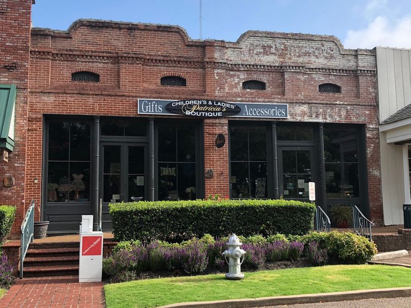 The Farmers Market That Locals Guard Like A Secret