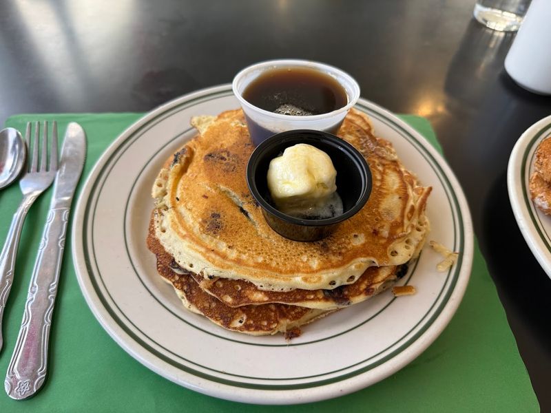 Retro Atmosphere That Feels Warm And Nostalgic