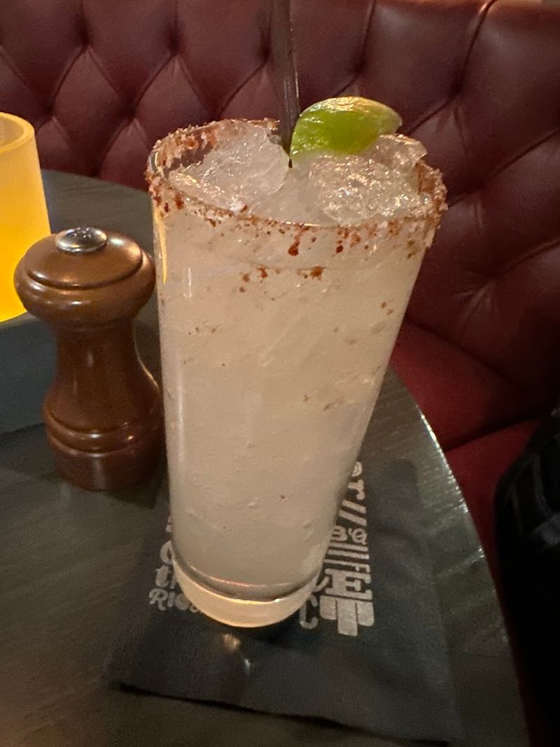 Beverage Options To Complement Seafood