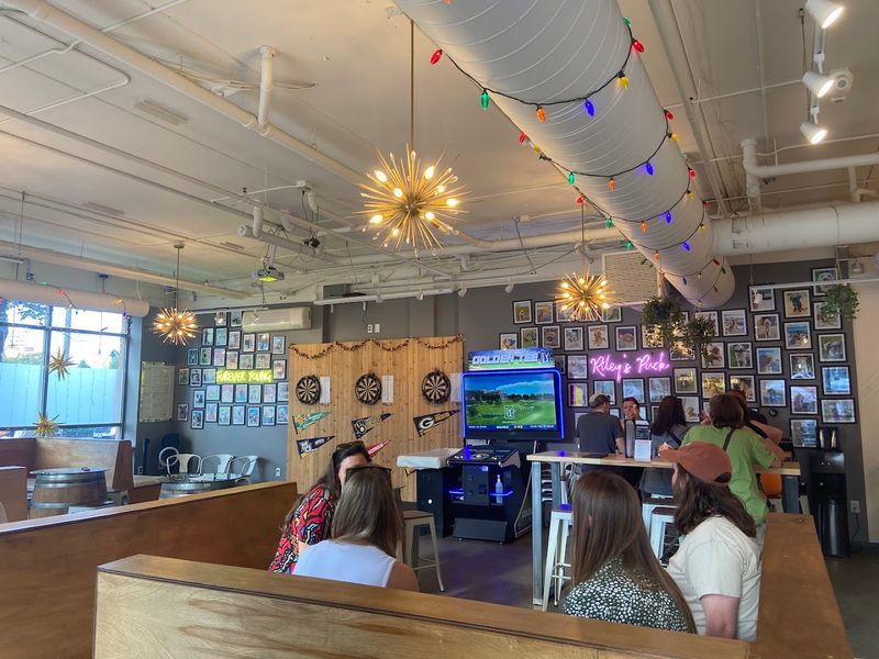 Casual Surroundings Let The Food Take Centre Stage