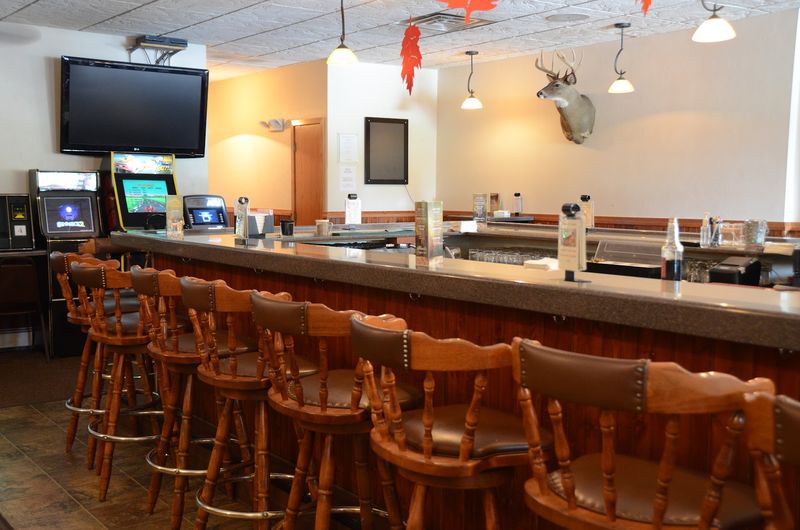 The Friendly Service That Supper Clubs Are Known For