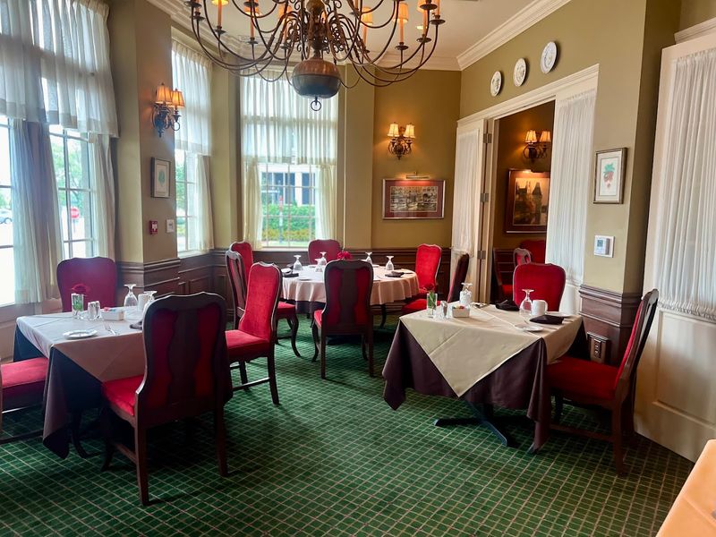 What To Expect From The Overall Dining Experience