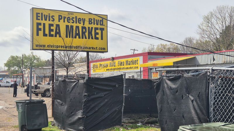 Elvis Presley Blvd. Flea Market