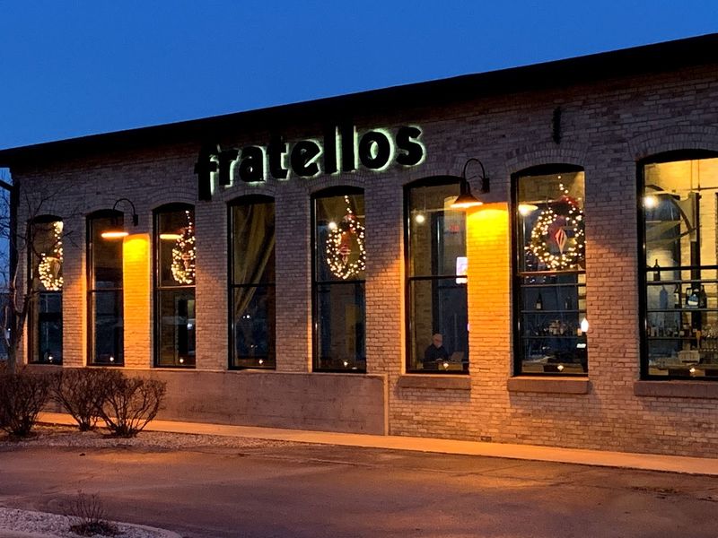 Fratellos Riverfront Restaurant (Appleton)