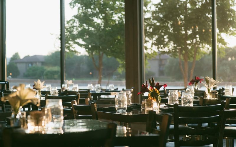 Cosy Space That Fills Up Fast On Weekends