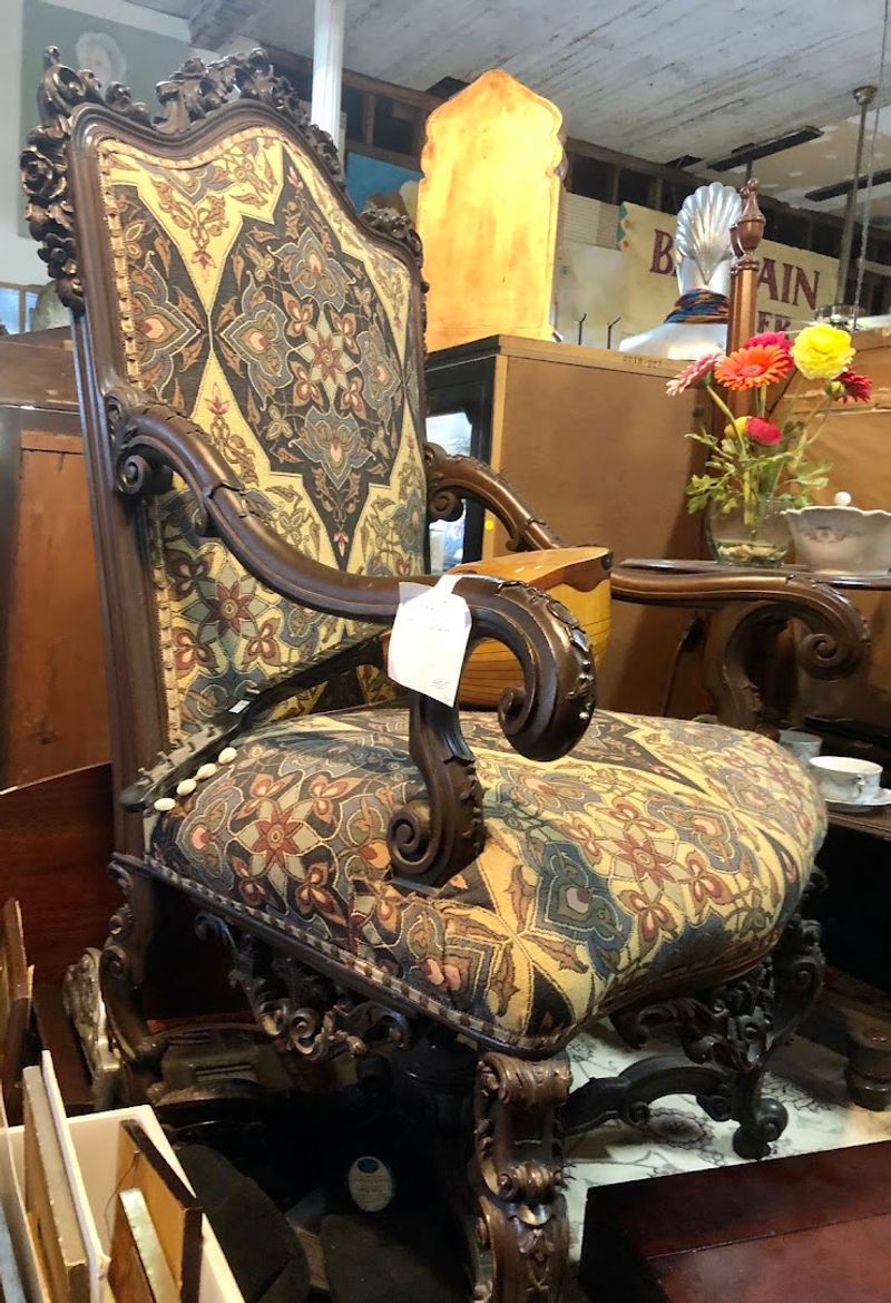 Eco-Friendly Shopping Benefits In Local Stores