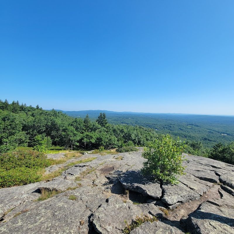 Mount Watatic, Ashburnham