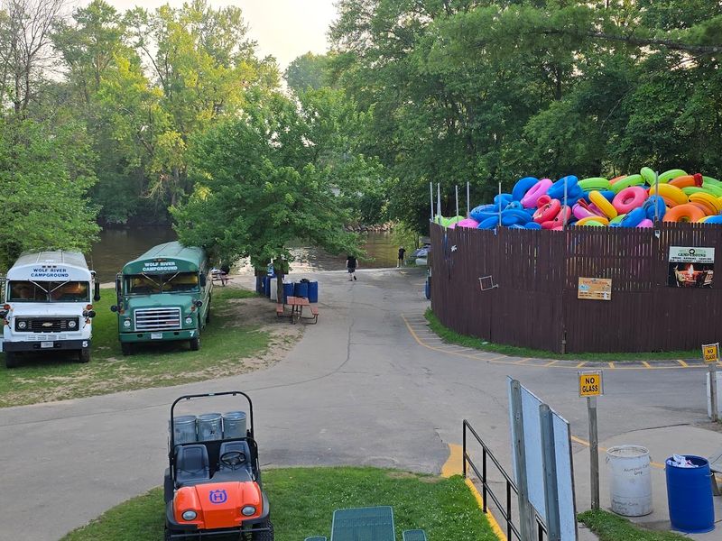 Easy Setup With Rentals And Shuttle Service Included