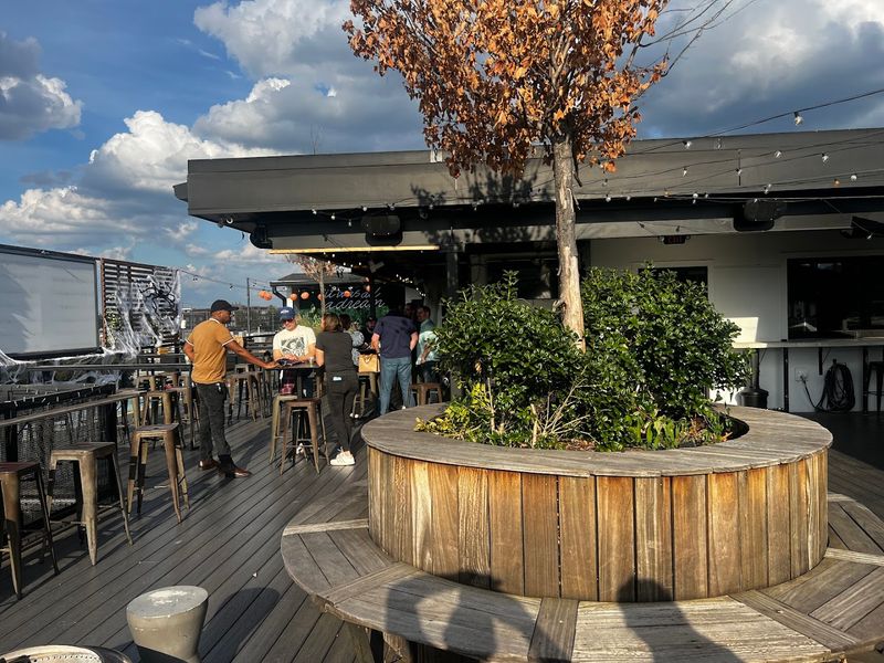 Operating Hours That Suit Night Owls And Early Arrivals