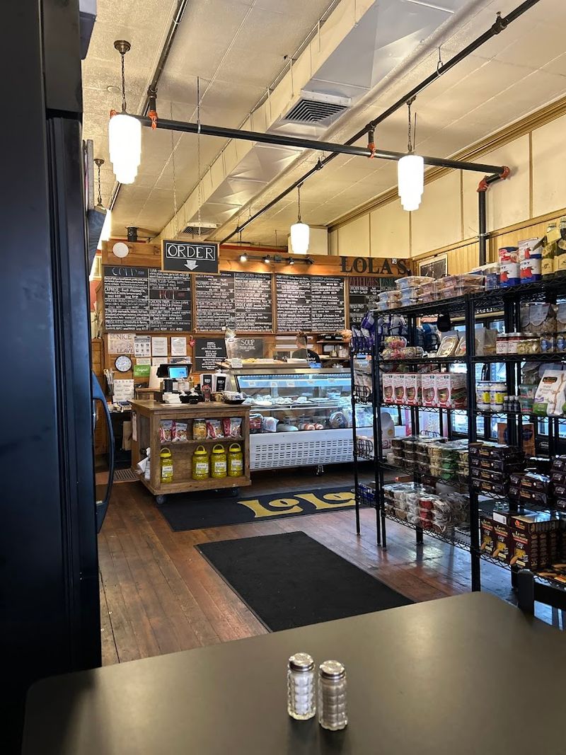 Lola's Italian Kitchen & Market, Natick