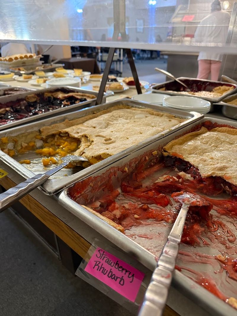 Cultural Events And Festivals Featuring Amish Food