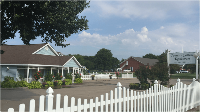 Service Style And Hospitality Traditions