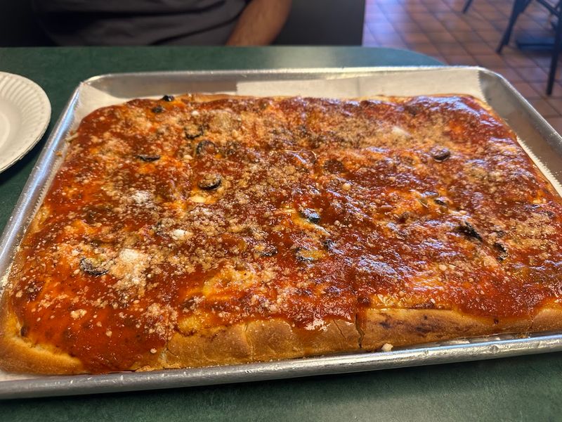 The Upside-Down Pizza That Rewrites Everything You Know