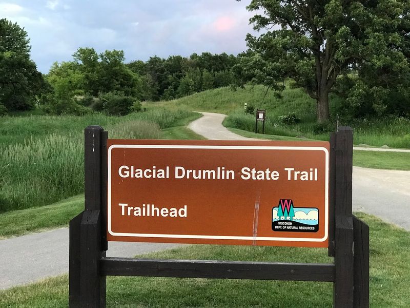 Glacial Drumlin State Trail (Waukesha–Cottage Grove, WI)