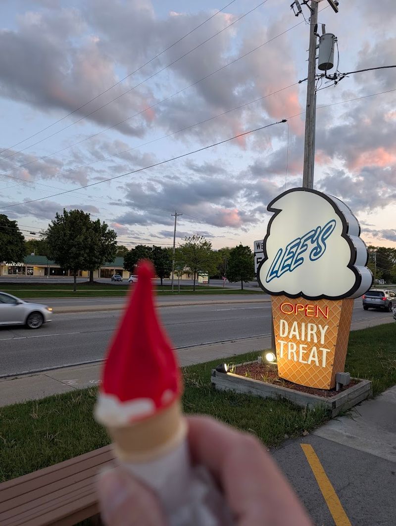 A Walk-Up Drive-In Perfect For Summer Nights