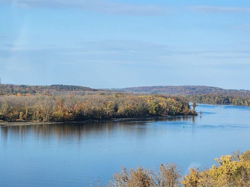 A Place Where The Hudson River Does The Talking
