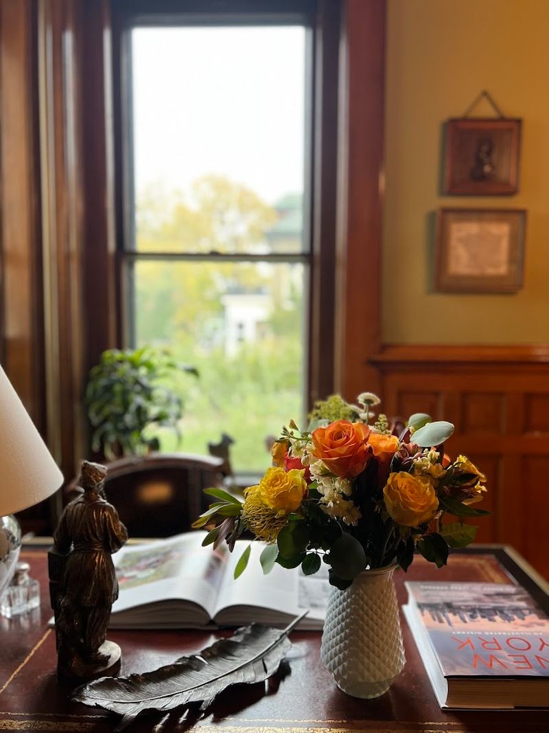 A Perfect Base For Exploring La Crosse And The Mississippi River Bluffs