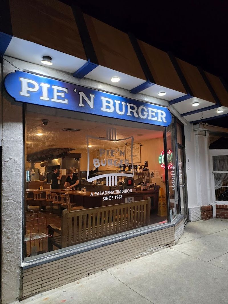 Pie 'N Burger