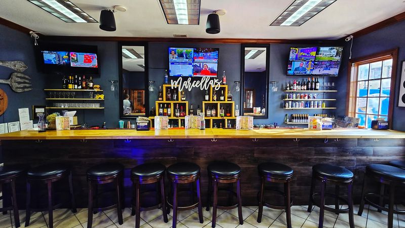 Local Dining And Shopping Experiences