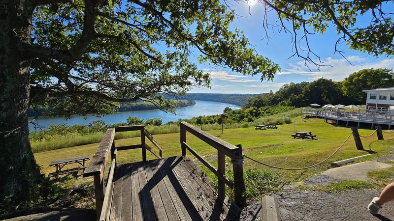 Photogenic Sunsets That Guests Cherish