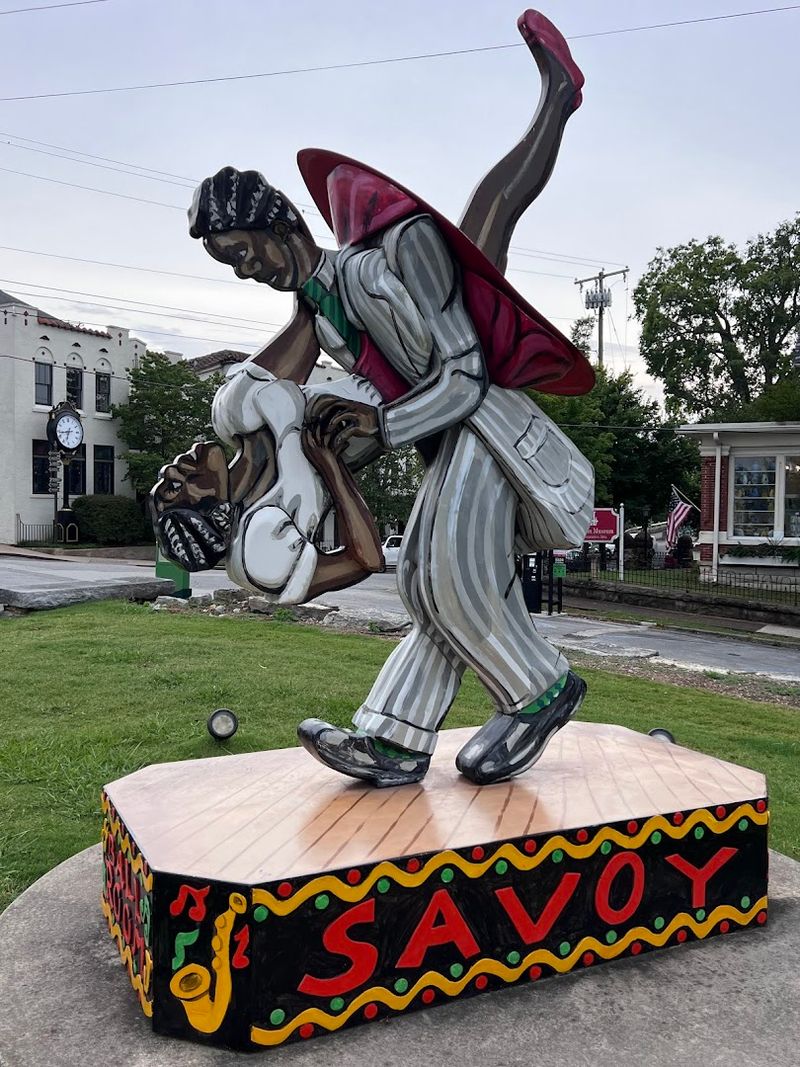 The Sculpture Garden That Surprises Everyone Who Finds It