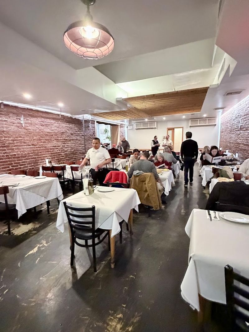 The Kind Of Restaurant That Makes You Cancel Your Other Plans