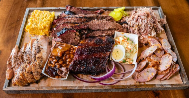 People Drive From All Over Wisconsin For The Beef Brisket At This No-Frills Restaurant
