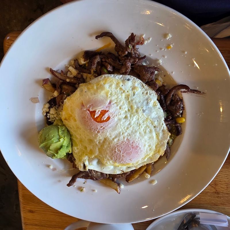 A Milwaukee Breakfast Spot That Has Earned A Loyal Following