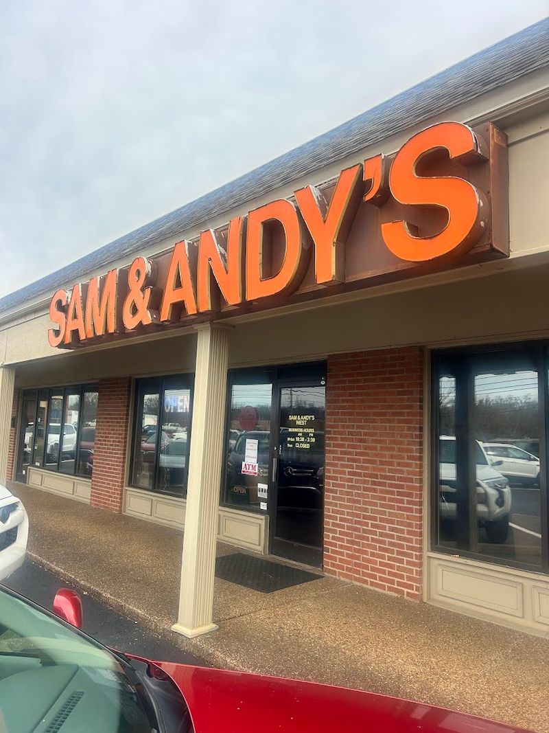 Why This Knoxville Spot Deserves A Visit In 2026