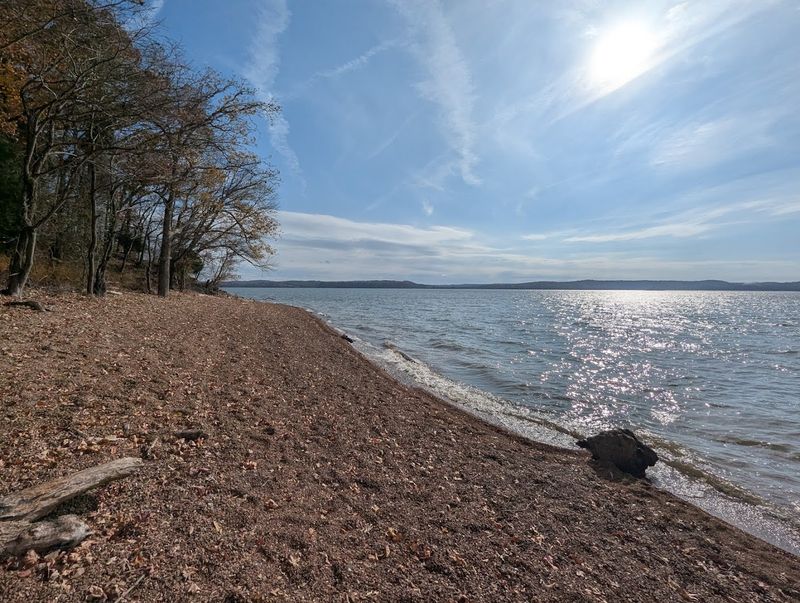 Kentucky Lake Camping Along The Shoreline Is A Rare Kind Of Quiet