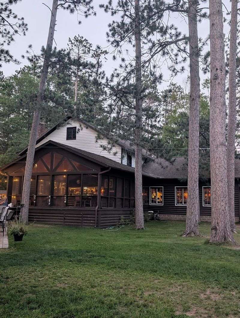 Norwood Pines Supper Club (Minocqua)