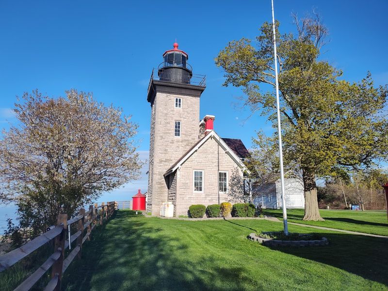 Golden Hill State Park