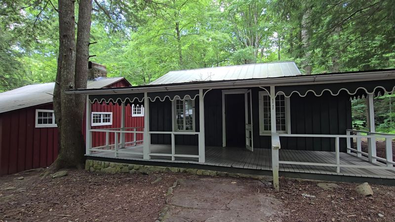 The Atmosphere And Why So Many Visitors Return