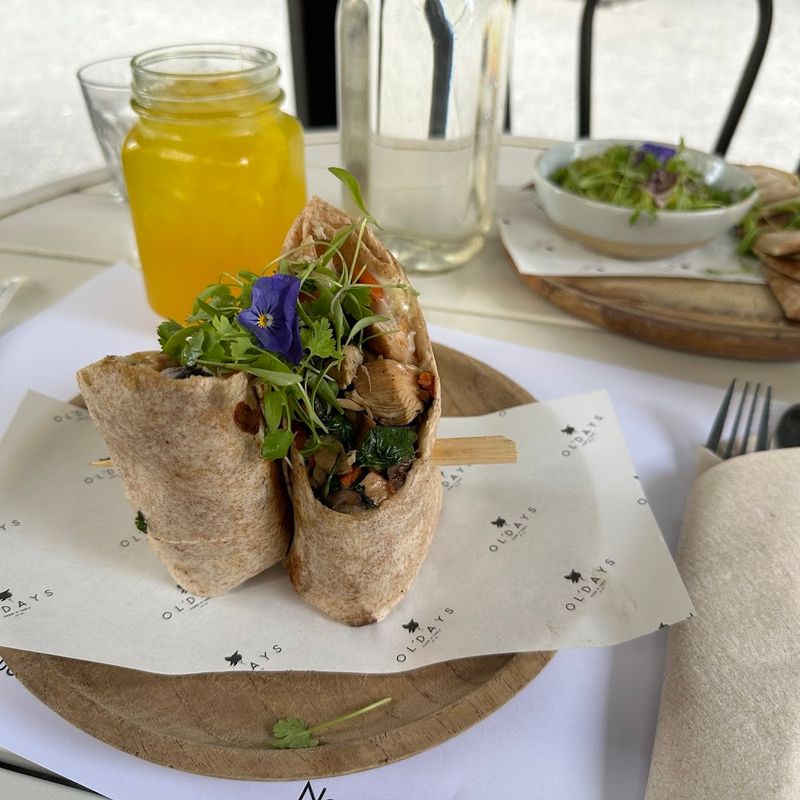 Wraps, Bowls, And The Art Of The Satisfying Lunch