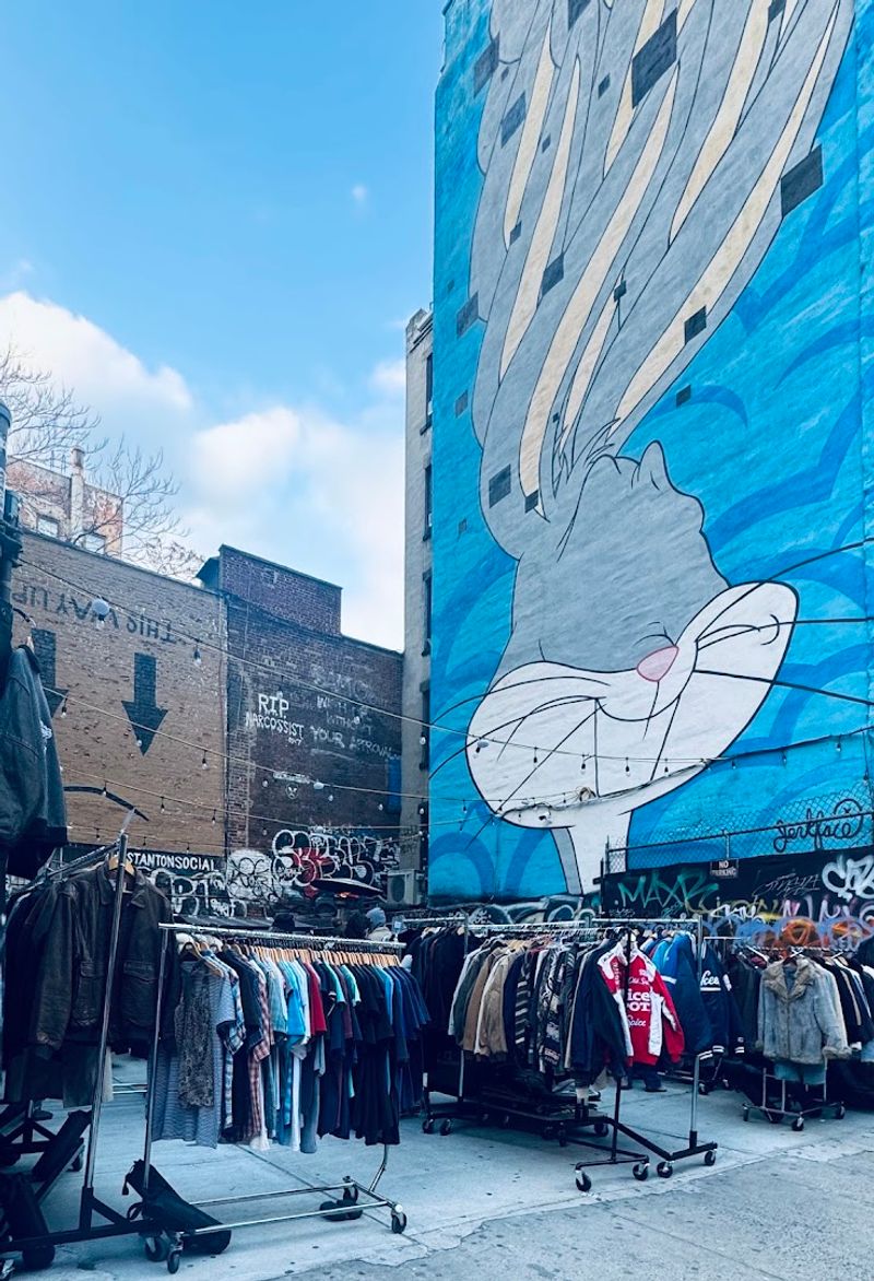 Why Ludlow Flea Deserves A Spot On Your New York Itinerary