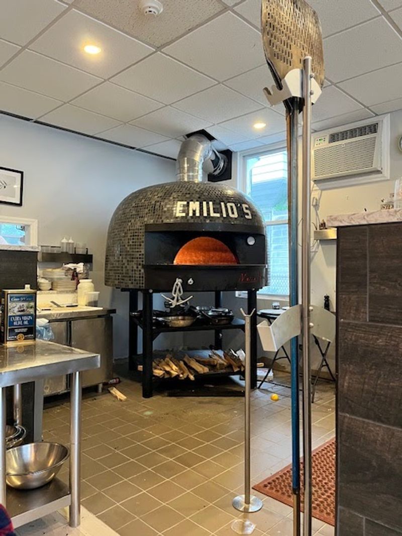 Emilio's Wood Fire Pizza 