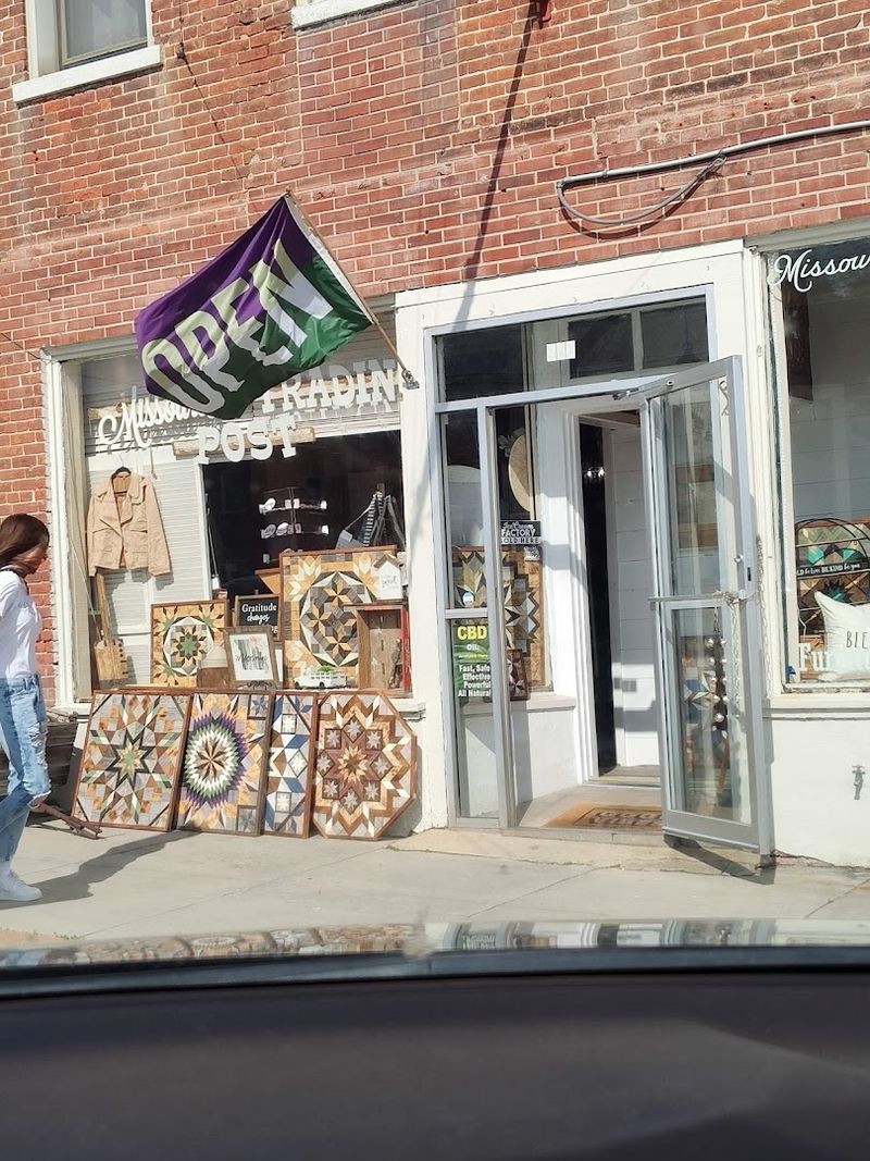 Shopping For Unique Local Art And Crafts