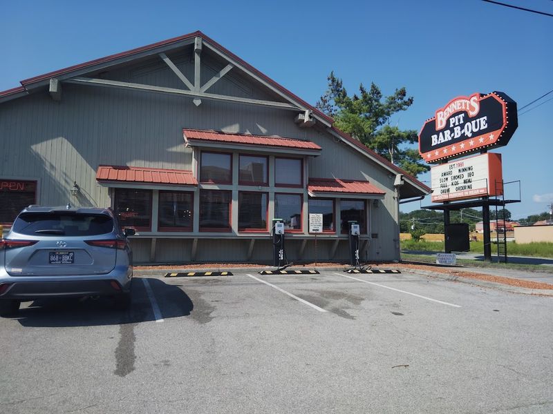 Parking, Location, And Getting There Without Stress