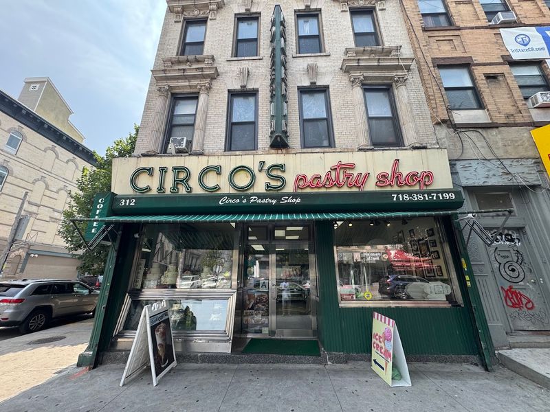 Circo's Pastry Shop