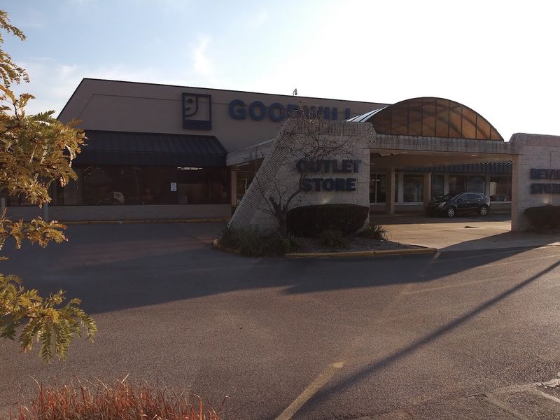 Goodwill Outlet, Akron