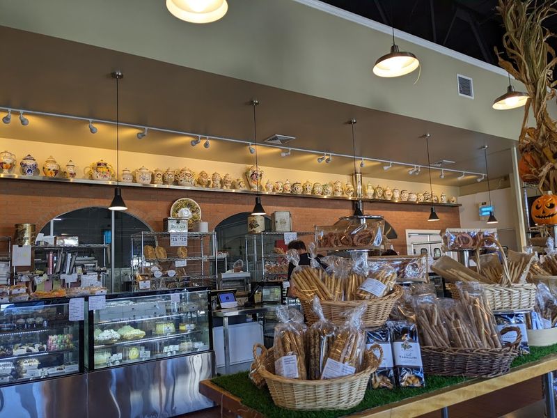 DiCamillo Bakery — Niagara Falls