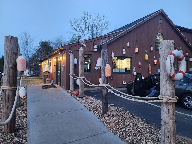 Planning Your Road Trip To The Clam Box