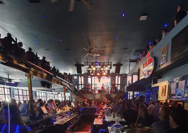 Noise, Seating Comfort, And The Overall Sensory Experience